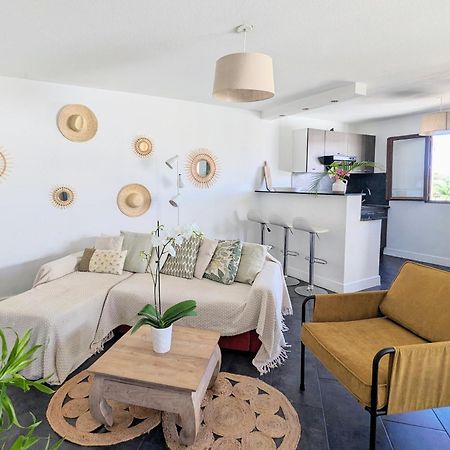 Cap Saint Gilles - T3 Vue Sur Le Port Apartman Kültér fotó