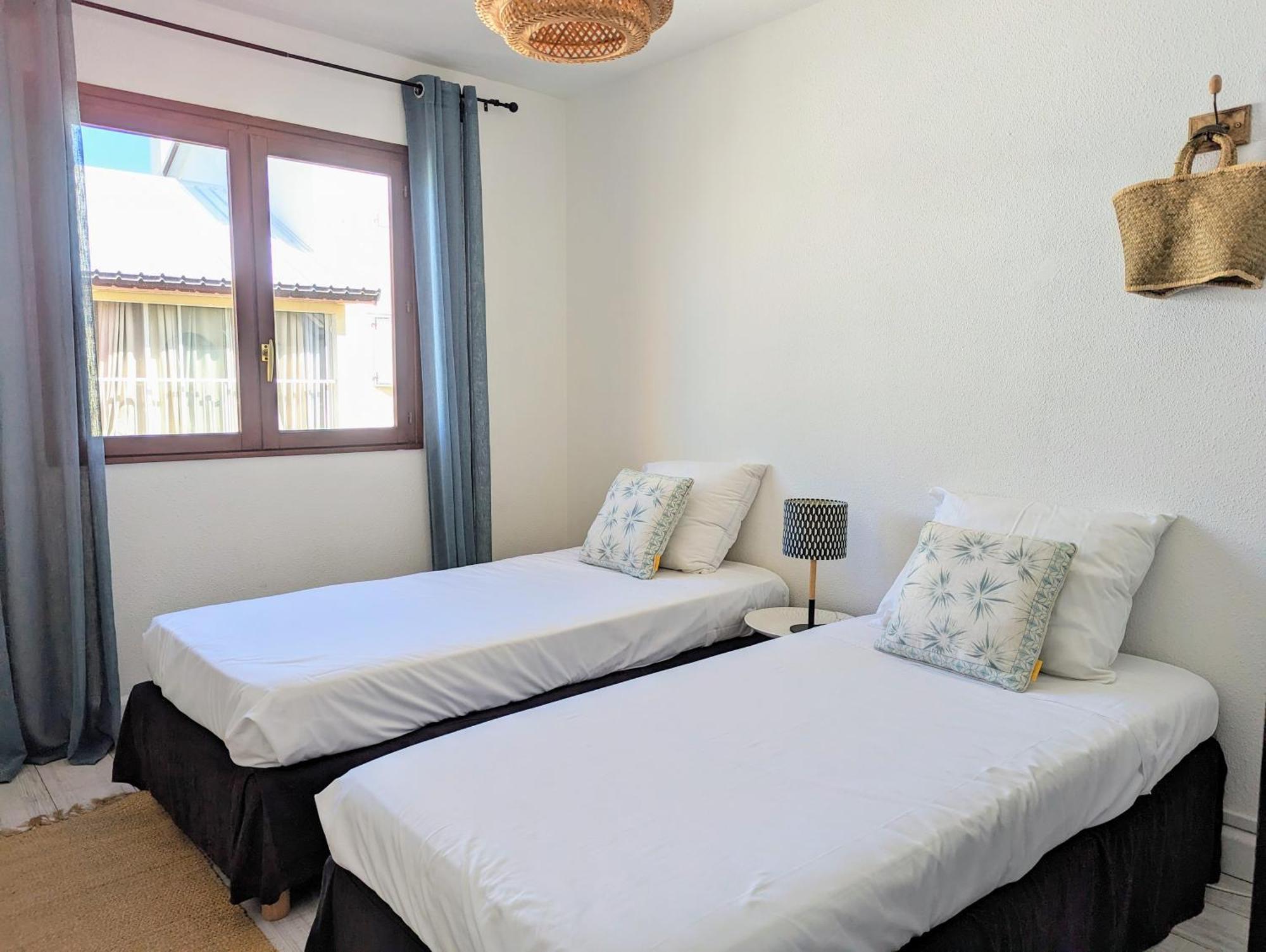 Cap Saint Gilles - T3 Vue Sur Le Port Apartman Kültér fotó