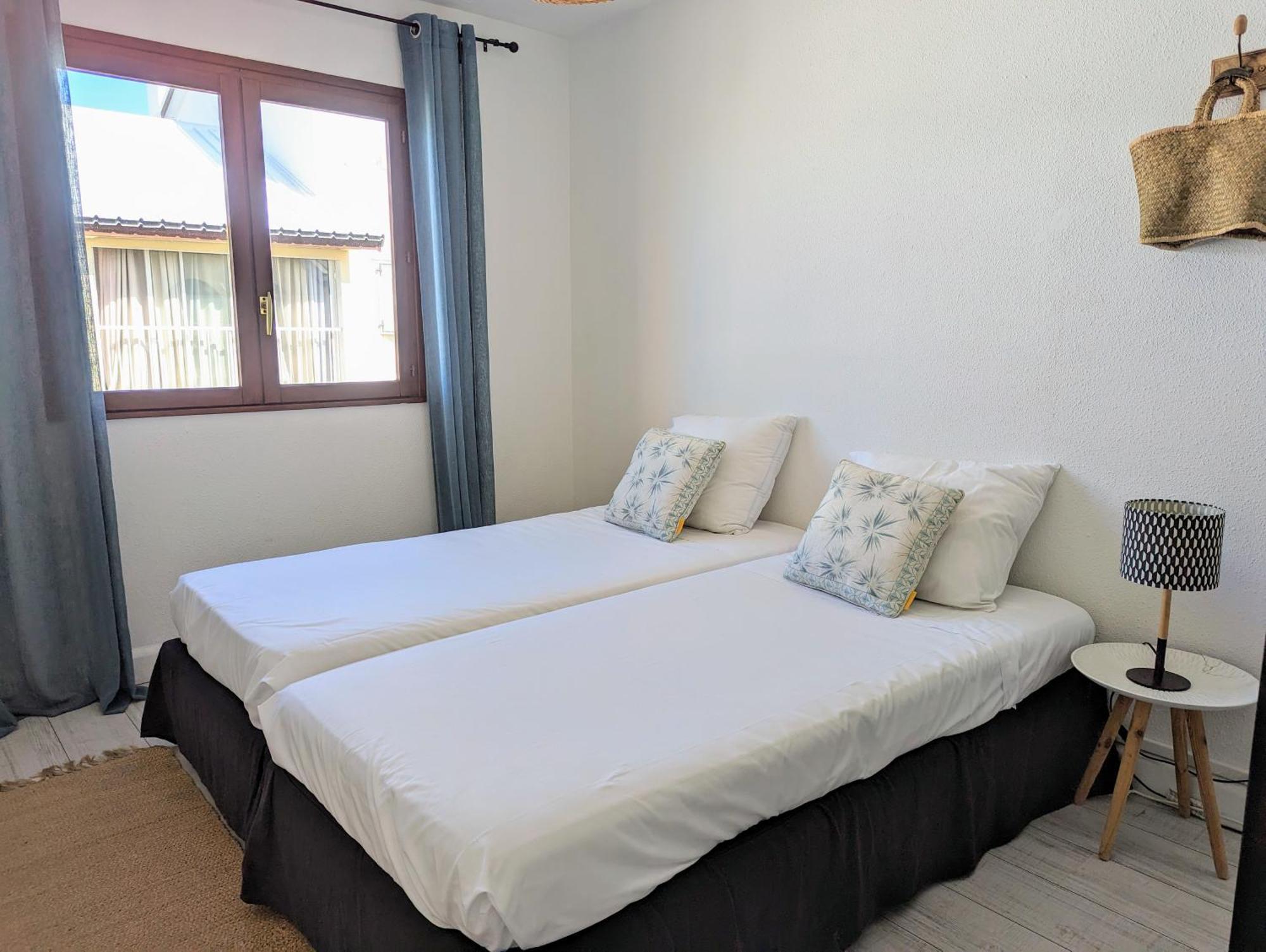 Cap Saint Gilles - T3 Vue Sur Le Port Apartman Kültér fotó